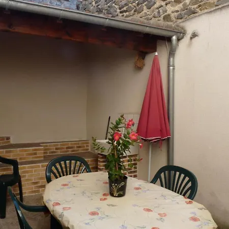 Maison En Pierres Renovee Avec Patio A - Fr-1-489-191 Ferrières-sur-Sichon