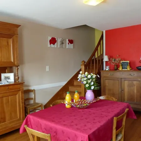 Maison En Pierres Renovee Avec Patio A - Fr-1-489-191