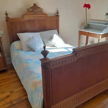 Maison En Pierres Renovee Avec Patio A - Fr-1-489-191